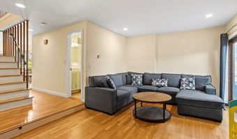407 Great Rd 9, Acton, MA 01720