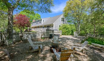 284 Bragg's Ln, Barnstable, MA 02630