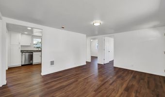 2665 E St, Springfield, OR 97477