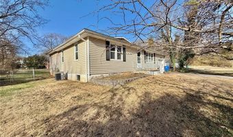 3847 Parkway Ln, Arnold, MO 63010