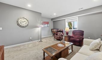 2404 3rd Ave SE, Altoona, IA 50009