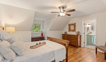 240 Upper Ridge Rd, Glenville, NC 28736