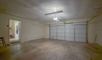 1102 Douglas Dr, Bainbridge, GA 39819