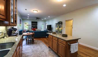 20 COBBLESTONE Dr, Anniston, AL 36207