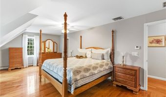 113 Log Rd, North Smithfield, RI 02830