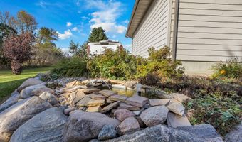 38397 Richmond Heights Dr, Aberdeen, SD 57401