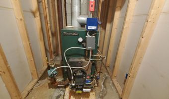 41 Dana Dr, Bangor, ME 04401