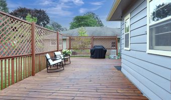 524 N OUTAGAMIE Ct, Appleton, WI 54914