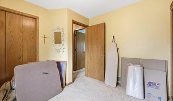 1448 Cleveland St, Anoka, MN 55303