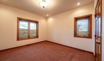 27 Hilltop Drive Dr, Buffalo, WY 82834
