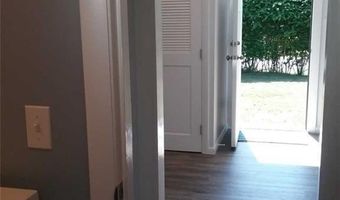 97 Center Ave, Middletown, RI 02842