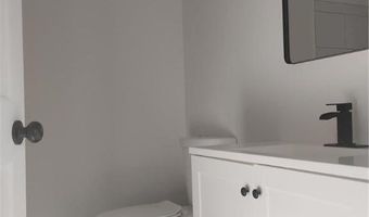 805 N Oswego St, Allentown, PA 18109