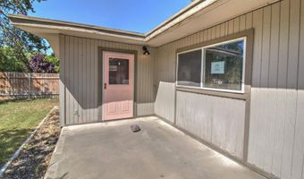 302 1st St, Benton City, WA 99320