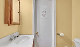 85 Avenel St, Avenel, NJ 07001