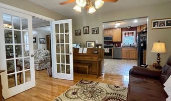 117 Apple Ridge Dr, Beaver, WV 25813