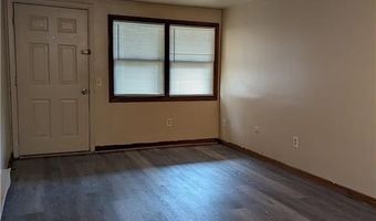33 Gadoury Ave 5, Coventry, RI 02816