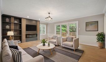 7474 Oakland Hills Dr, Indianapolis, IN 46236