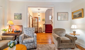 109 S Lake Ave, Albany, NY 12208