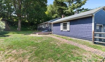 138 Wantastiquet Dr, Brattleboro, VT 05301