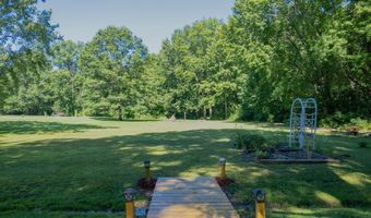 1195 New Milford Rd, Atwater, OH 44201