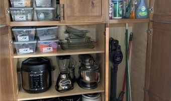 136 1st Ave, Alden, MN 56009