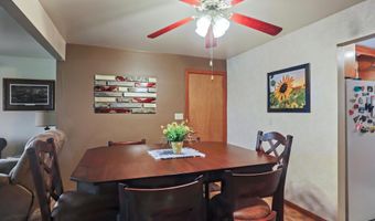 418 S 12th St, Aberdeen, SD 57401