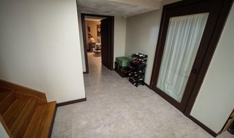 24352 State Highway Ee, Aurora, MO 65605