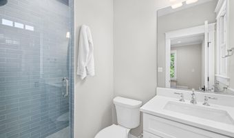 3403 JOHN MARSHALL Dr, Arlington, VA 22207
