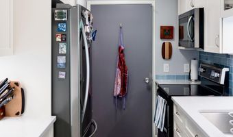 3163 Lake Hvn, Ann Arbor, MI 48105