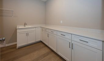 1960 Delp Ct, Avon, IN 46123