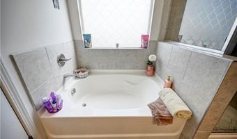 403 Larry Ln, Adairsville, GA 30103