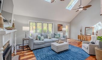 79 Lake Dr, Glocester, RI 02814