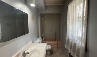 66 Spruce St, Berlin, NH 03570