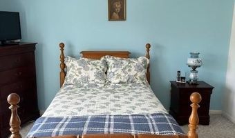44 Castle Rd, Attleboro, MA 02703