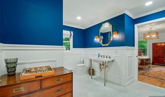 26 Bradrick Ln, Allendale, NJ 07401