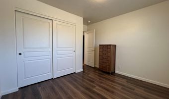 1055 Shadow Ln, Fernley, NV 89408