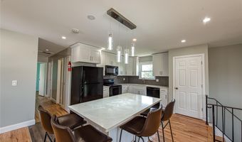 8 Williams Ave, Amityville, NY 11701