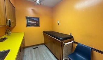 201 N Colony Ave, Ahoskie, NC 27910
