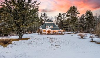 26 Old Searsport Ave, Belfast, ME 04915