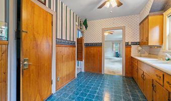 42 Collins Pl, Albany, NY 12208