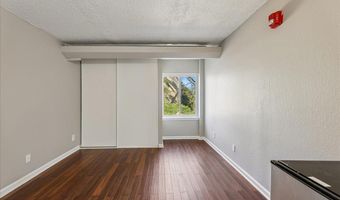60 S VAN DORN St 210, Alexandria, VA 22304