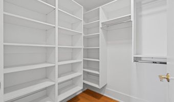525 AVENUE E 1, Bayonne, NJ 07002