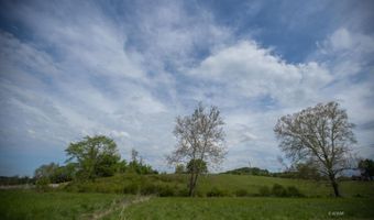 7457 Chase Rd, Albany, OH 45710