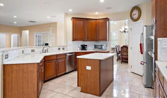 8705 HABITAT Ct, Berlin, MD 21811