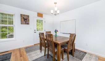 51 Gillette Way 51, Bristol, CT 06010