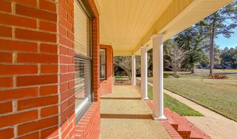 112 River Oaks Dr, Bainbridge, GA 39819