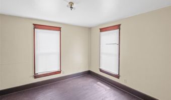 912 Tremont St, Alton, IL 62002