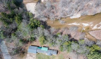 14 Lloyd St, Campton, NH 03223