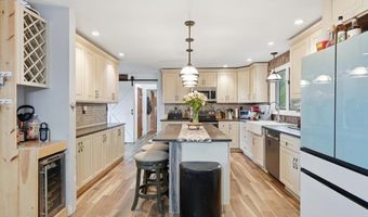 33 Valley View Rd, Berlin, VT 05679