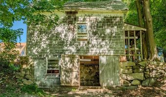 726 Washington St, Coventry, RI 02816